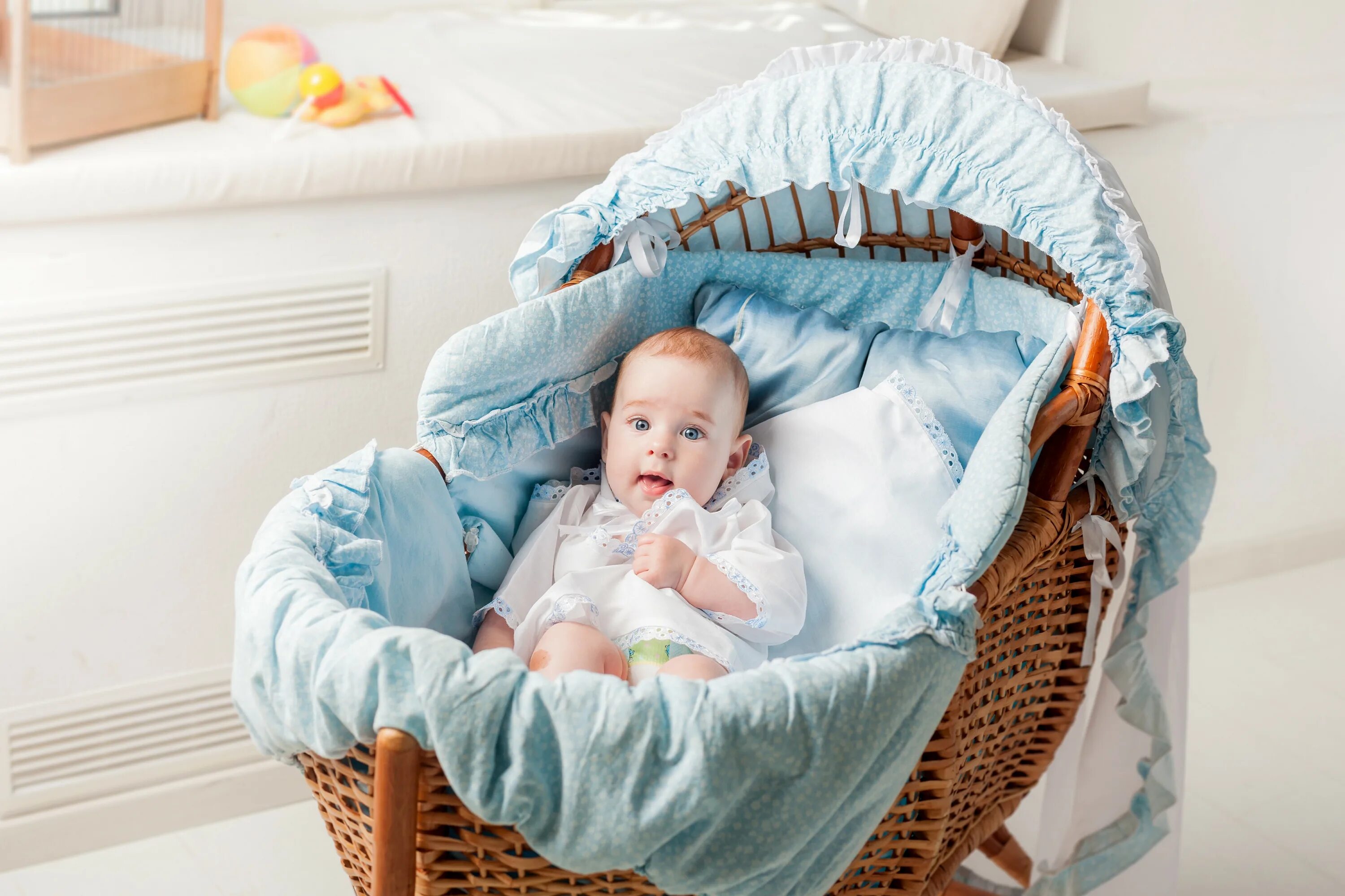 Включи колыбельки. Babycrade кроватка для новорожденных. Ребенок в люльке. Младенец в колыбели. Маленькие люльки для новорожденных.