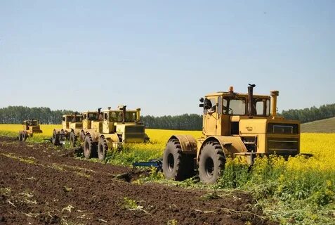 Комбайн кировец