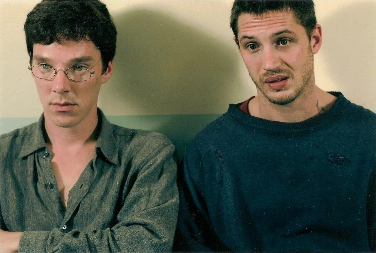 Стюарт жизнь задом наперед. Том харди и бенедикт камбербэтч. Стюарт жизнь задом наперед. Стюарт прошлая жизнь фильм 2007. Стюарт: прошлая жизнь / stuart: a life backwards (2007).