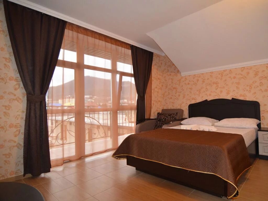 комнаты лазаревском. партизанская 15 лазаревское. лазаревское ул партизанская.