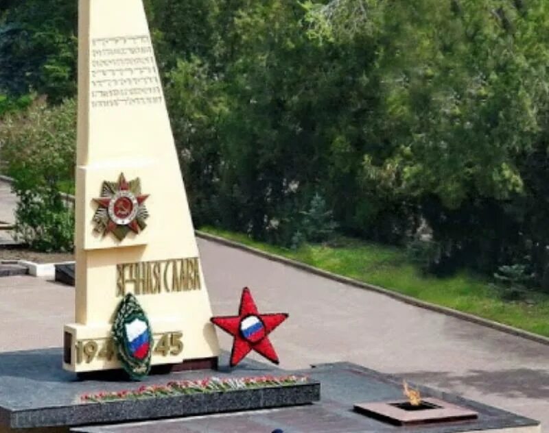 Невинномысск ставропольский край. Невинномысск плотина. Площадь города невинномысска. Обелиск вечная слава невинномысск. Красная деревня невинномысск.