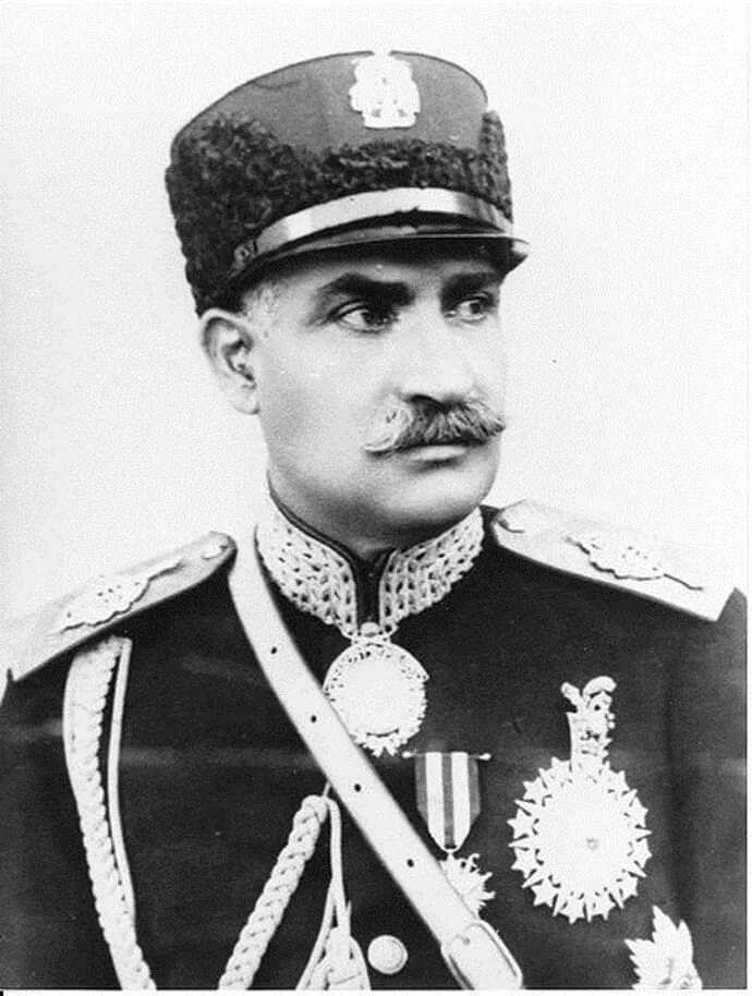 Реза хан. Шах реза пехлеви 1878. шах мохаммед реза пехлеви. шах ирана реза пехлеви. шах реза пехлеви (1925-1941)..