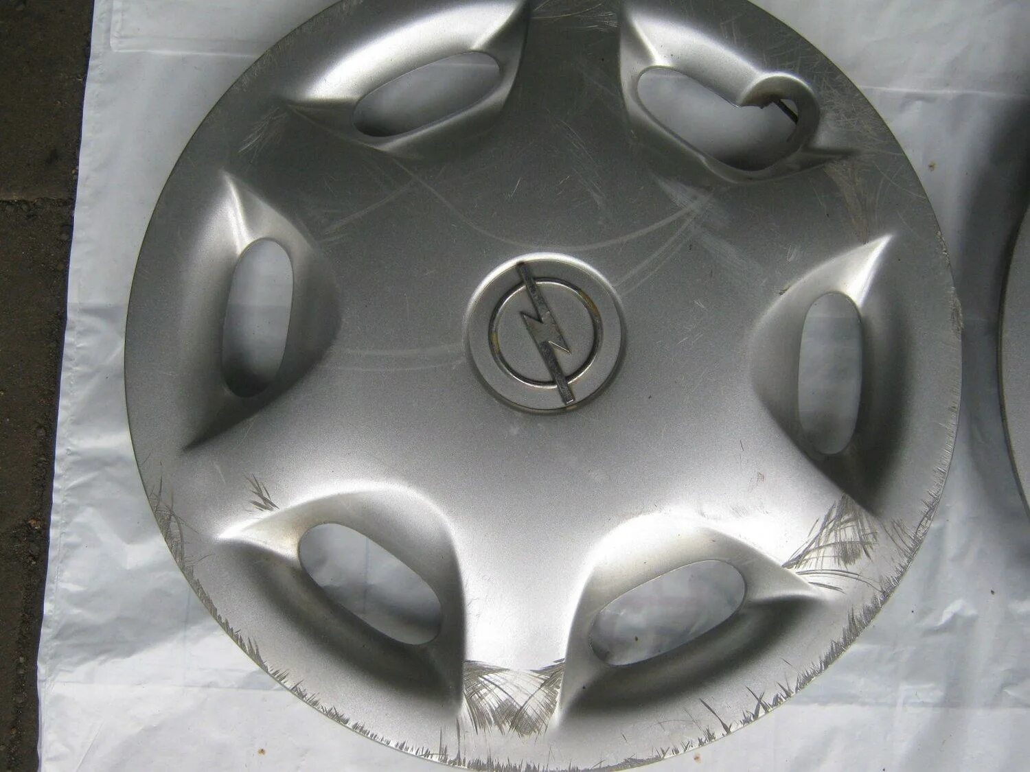 колпаки r16 опель ашка. оригинальные колпаки опель. колпак opel omega b. оригинальные колпаки опель. колпаки опель корса р14.