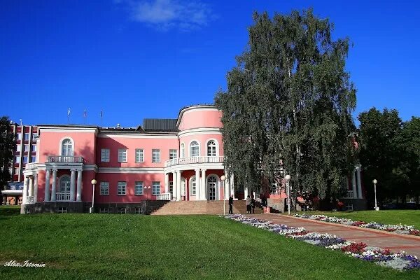 Дворец бракосочетания петрозаводск. Петрозаводск, ул. Загс здание петрозаводск. Загс петрозаводск внутри. Дворец бракосочетания петрозаводск.