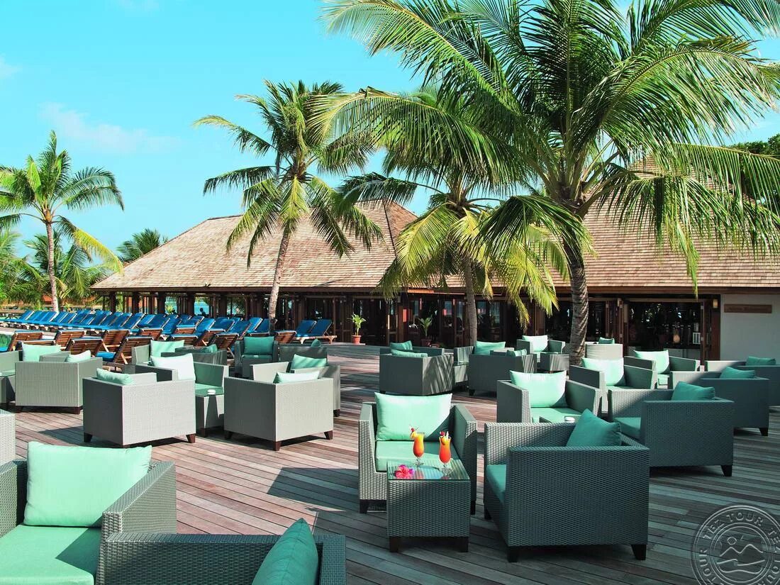 Vilamendhoo island resort. Vilamendhoo Island Resort & Spa 4*. Виламендху Айленд Мальдивы. Виламенду отель Мальдивы. Vilamendhoo 4 Мальдивы.