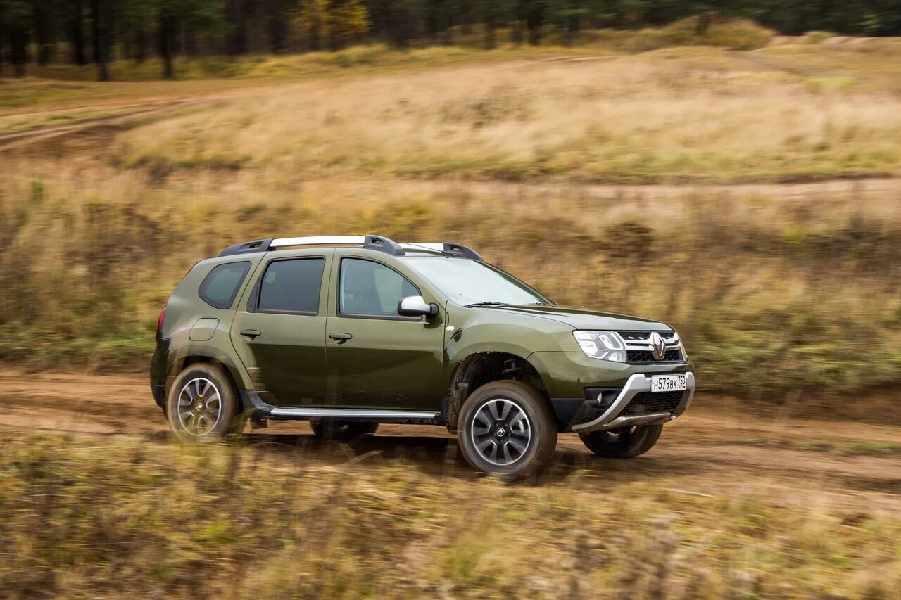 Рено дастер с пробегом полный привод. Renault Duster 1.5 DCI. Рено Дастер 2021. Дастер вездеход. Renault Duster WRC.