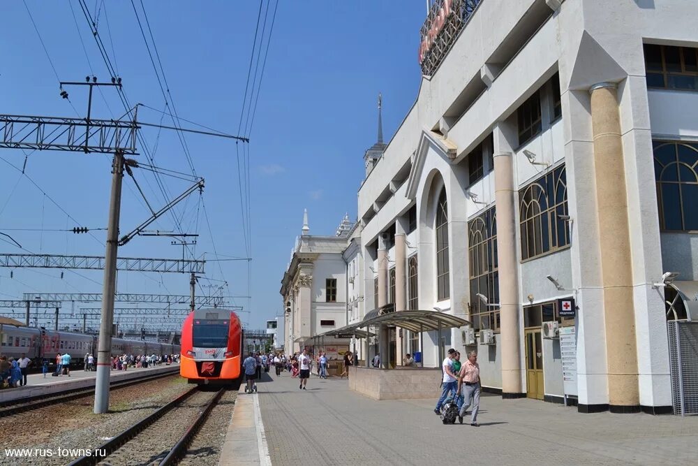 ЖД вокзал Краснодар 1. ЖД станция Краснодар 1. Краснодар ЖД вокзал Краснодар 1. Станция Краснодар 1 вокзал.