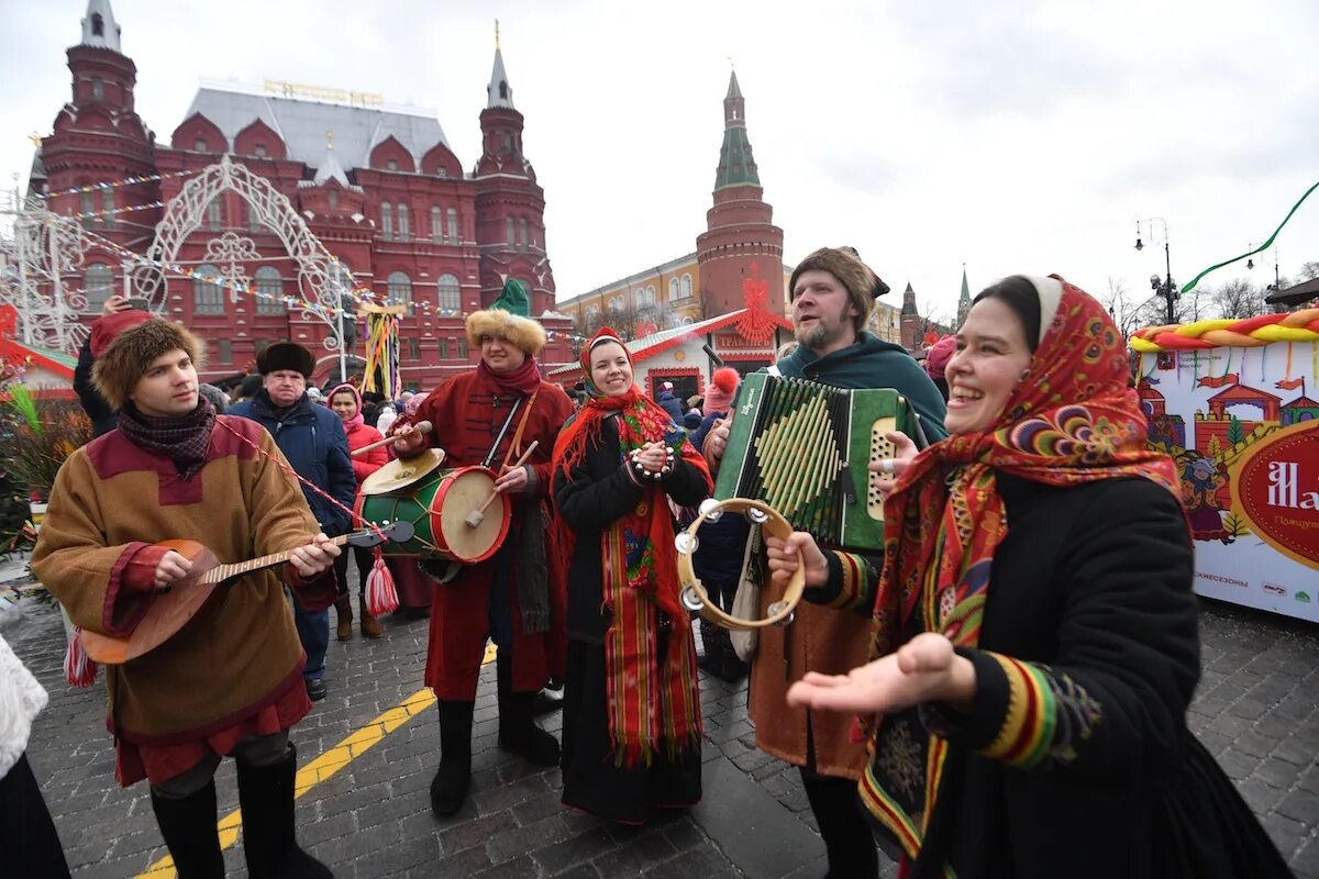 Где погулять в москве на масленицу. Масленица в Москве 2020. Масленица на Манежной площади. Фестиваль Московская Масленица. Масленица в Москве на Манежной.