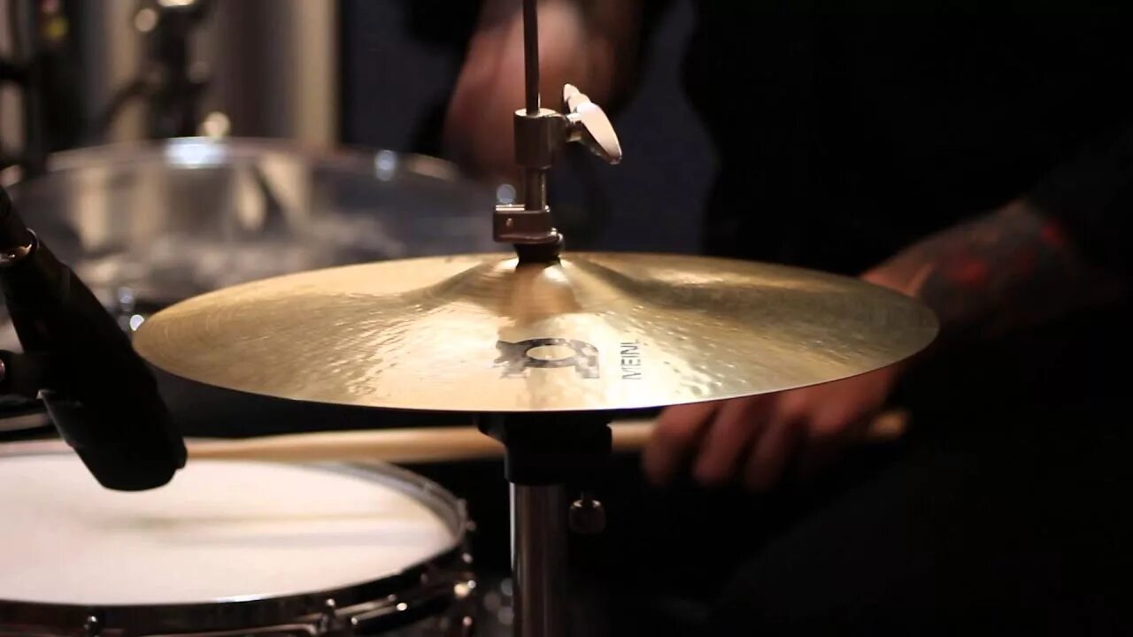 Brazilian funk drum kit. Drum loops. drum looping.