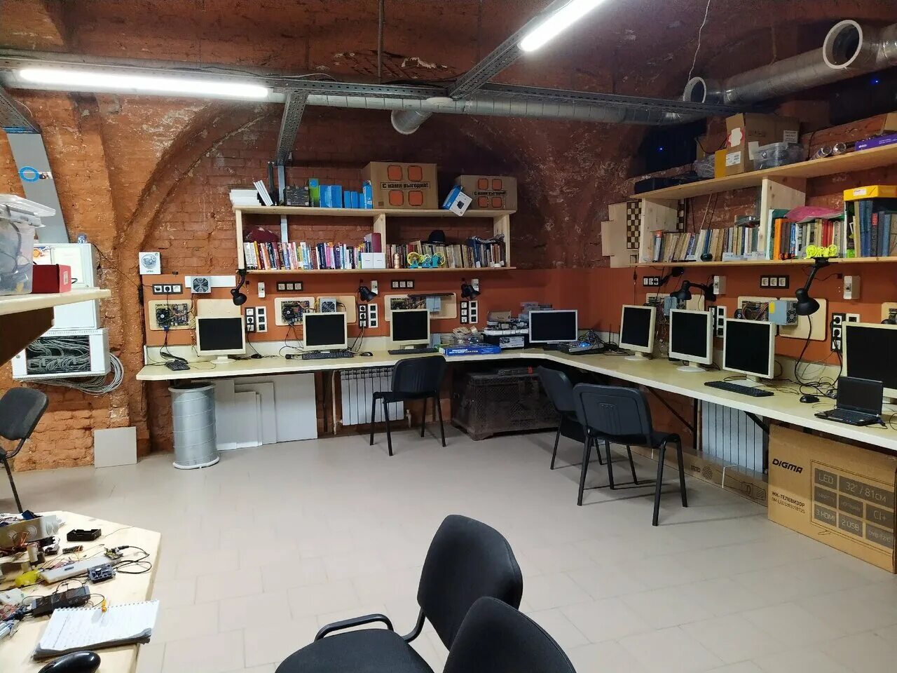 Boring place. стэнфордский университет аудитории. стэнфорд университет. Boring place. Boring place.