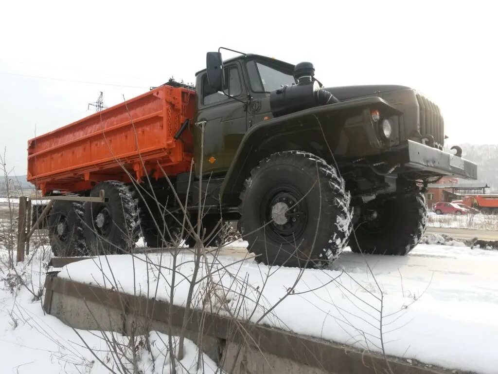 Урал 5557 сельхозник. Урал 4320 сельхозник. Урал 5557 самосвал колхозник. Автомобиль Урал-5557 сельхозник. Купить урал в алтайском крае