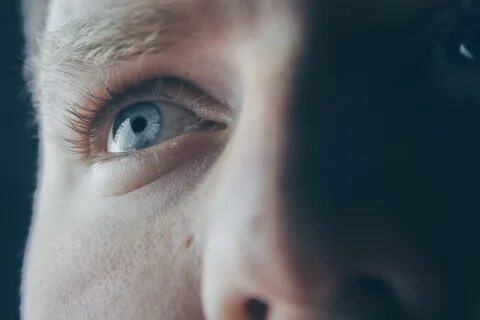 Have a high eyes