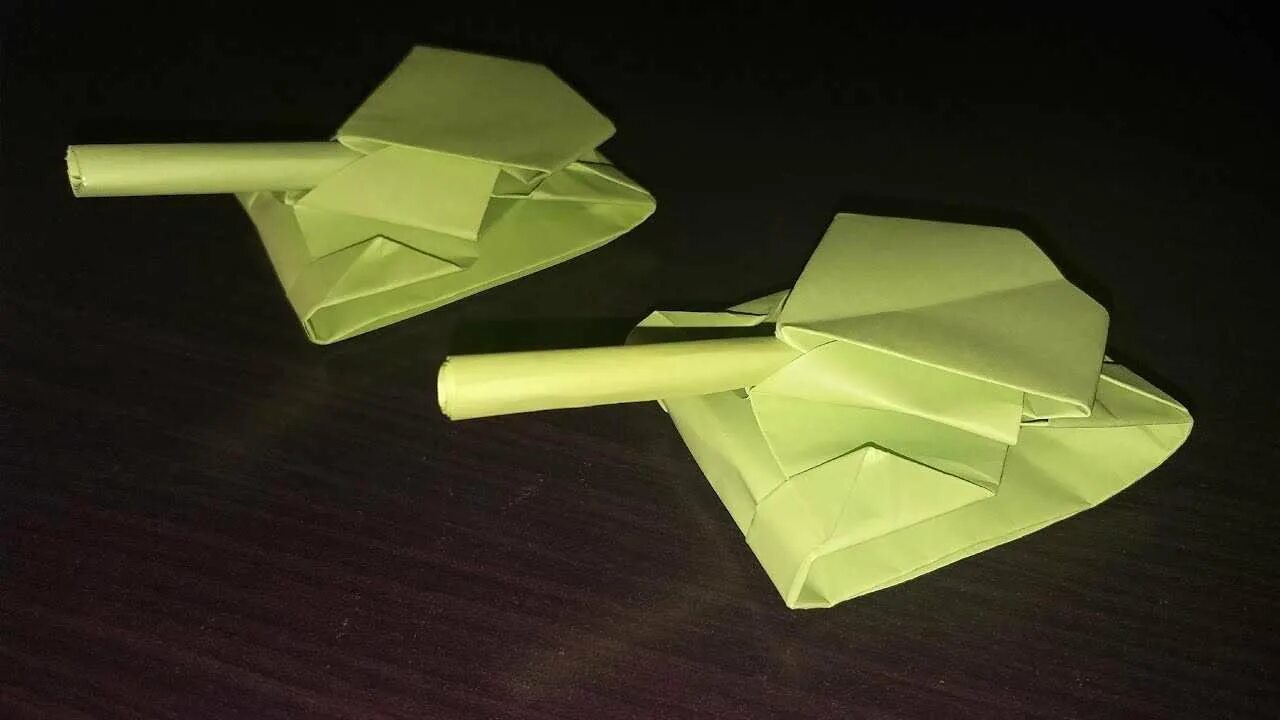 Объемный танк из бумаги. Оригами танк. Танк из оригами. Оригами танк. Оригами танк.