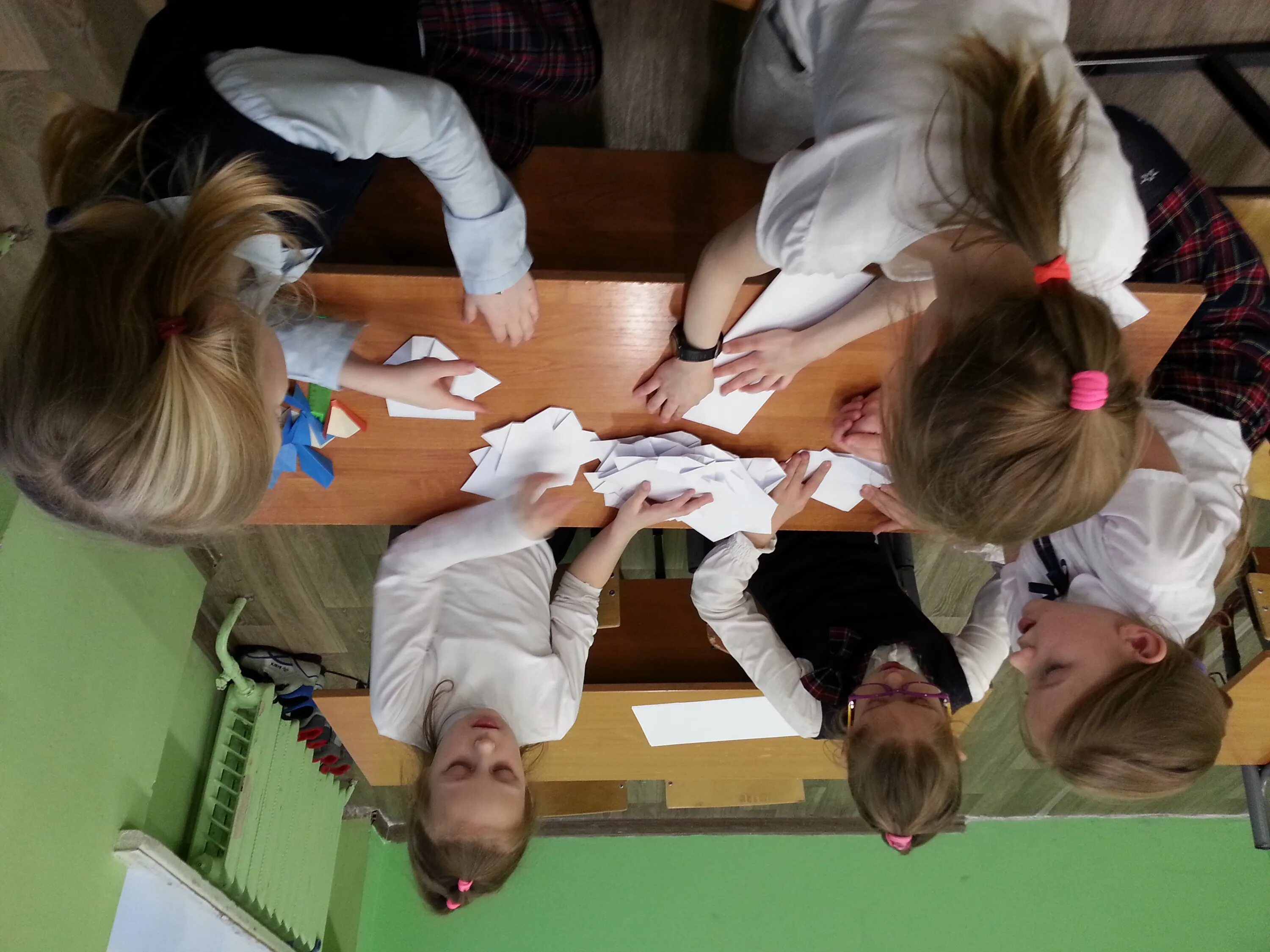 конкурсы для девочек на 8 марта в начальной школе. интересные конкурсы для начальной школы. сертификат участника творческого конкурса. сертификат участника конкурса для детей. конкурсы на 23 февраля для мальчиков нчальнойшколы.