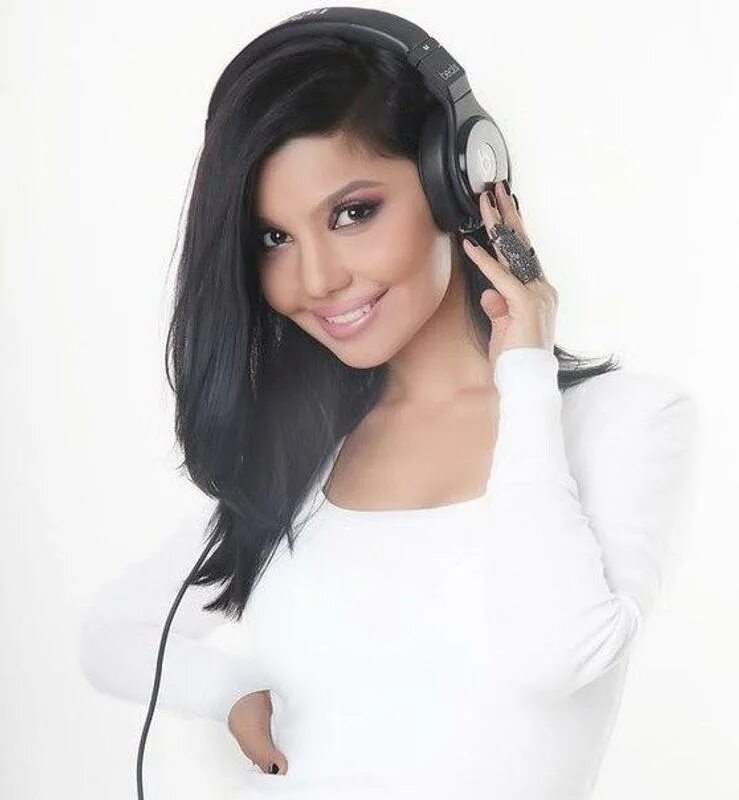 Шахзода мусаева. Шахзода мп3. Певица шахзода зилола мусаева. Shahzoda 2008. Shahzoda 1998.