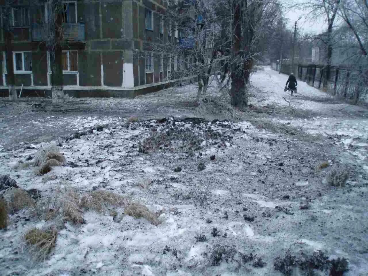 кировск луганская область. памятники город кировск лнр. кировск лнр центральная площадь. школа 3 г. синоптик кировск луганская область.