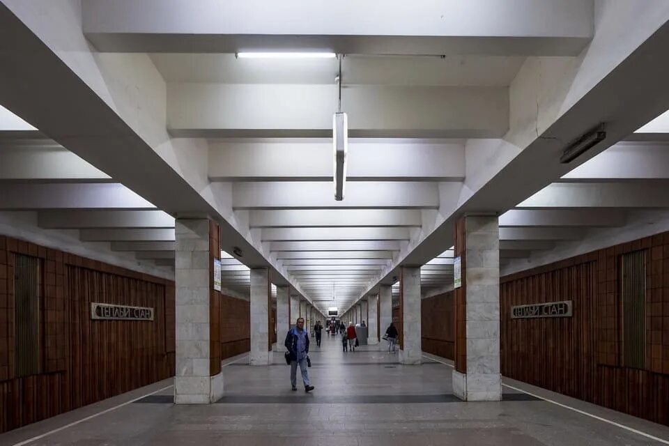 Московский метрополитен станция тёплый стан. Станция метро теплый стан москва. Топлистан метро. Метро теплый стан работает. Станция теплый стан москва.