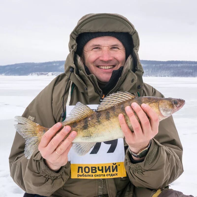 михалыч рыбак. лучшему рыбаку. интернет рыбак. улов рыбака астрахань интернет магазин. вымпел лучший рыбак.