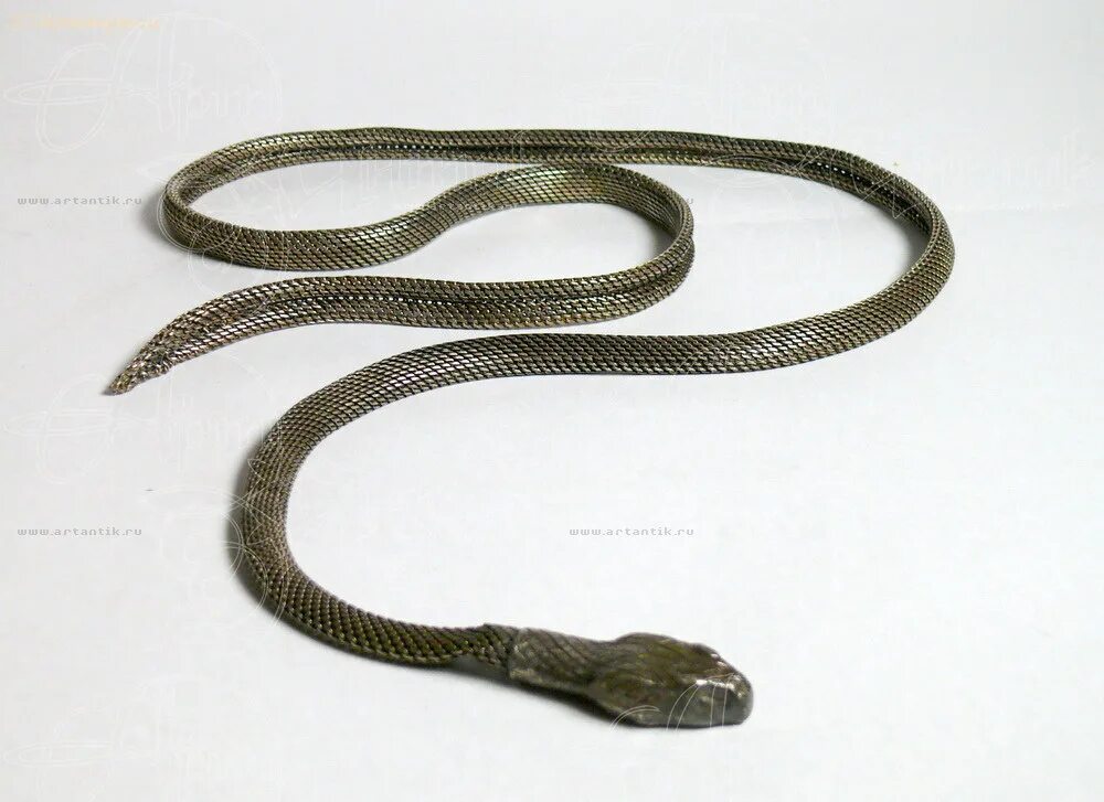 Ремень в виде змеи. Змейка металлическая. Пояс в форме змеи. Змея металлическая плетёная.