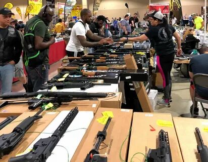 Days After Parkland, It’s Business as Usual at a Florida Gun Show.
