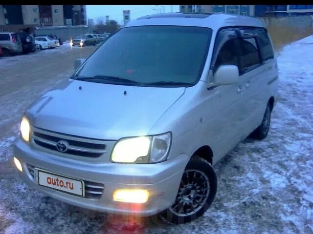 Ноах 2000 года. Тойота 2000 года Town Ace Noah. Toyota Town Ace Noah 2 2000. Toyota Town Ace Noah 2.2 at. Toyota Town Ice 2000.