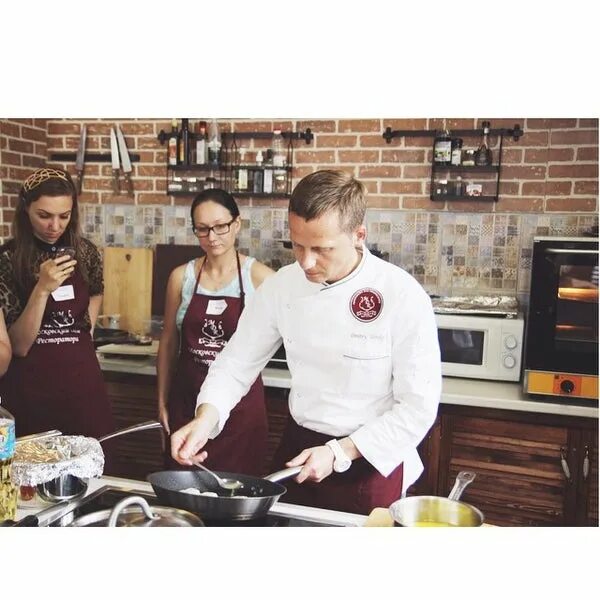 Московский дом ресторатора фото. Московский дом ресторатора фото. Ульяновка дом ресторатора. Московский дом ресторатора фото. Дом ресторатора.