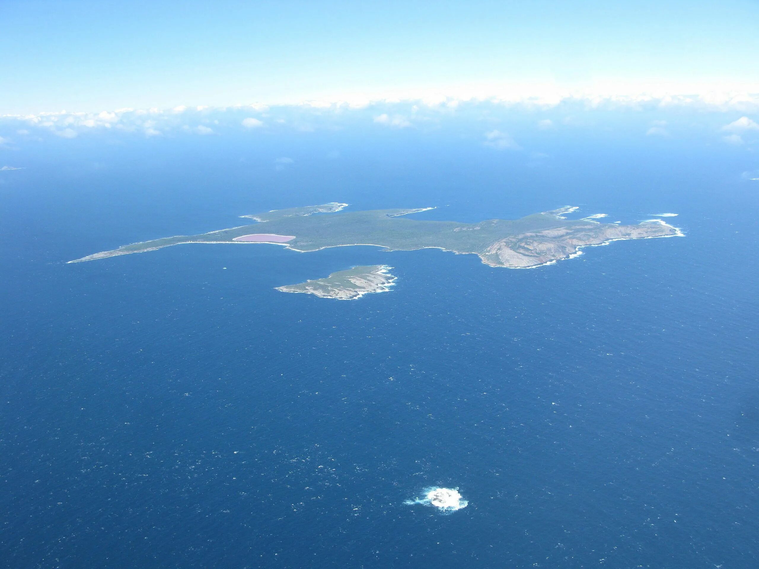 Остров Мидл Айленд Австралия. Остров Барроу Австралия. Aride Island Сейшельские острова. Средний (остров, архипелаг Седова).