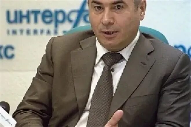 Азаду бабаеву