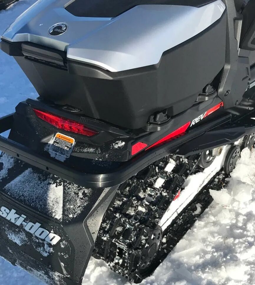 Айс турбо. Ski Doo 900 Ace Grand Touring. BRP 900 турбо снегоход. Ski-Doo Grand Touring Ltd 900 Ace Turbo. Снегоход Ski Doo 900.