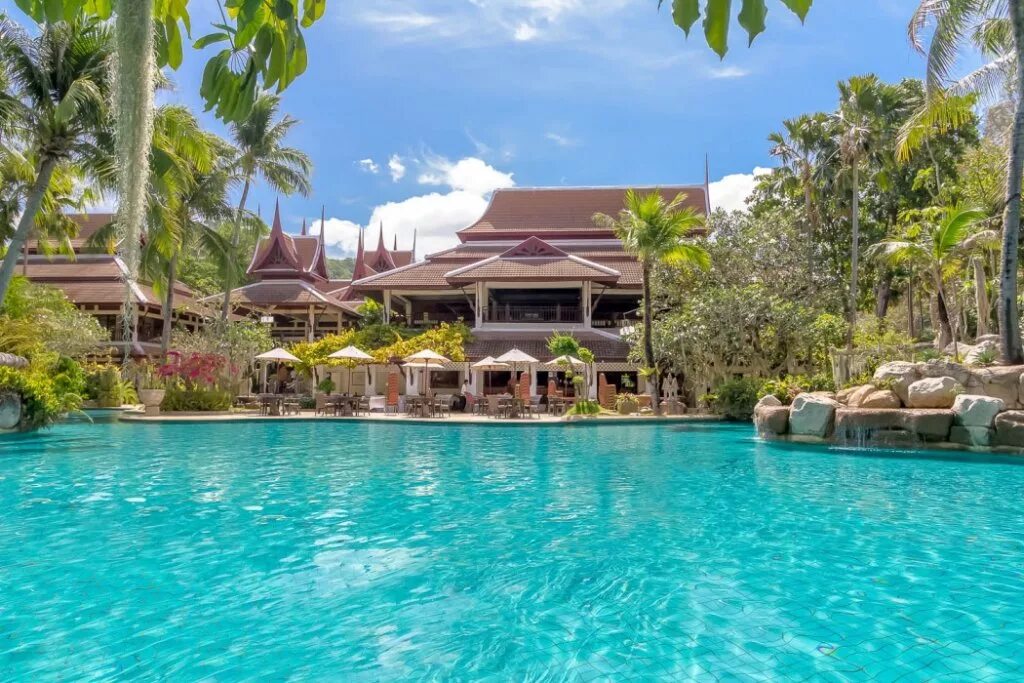 Thavorn beach village resort. Thavorn Beach Village Spa 5. Отель Thavorn Beach Village Resort & Spa. Thavorn Beach Village Resort Spa Phuket. Thavorn отель Тайланд.