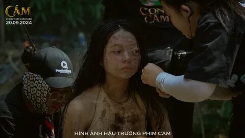 Lâm Thanh Mỹ nói gì về chiếc mặt nạ tiêu tốn gần 40.000 đô và đóng cảnh nhạy cảm