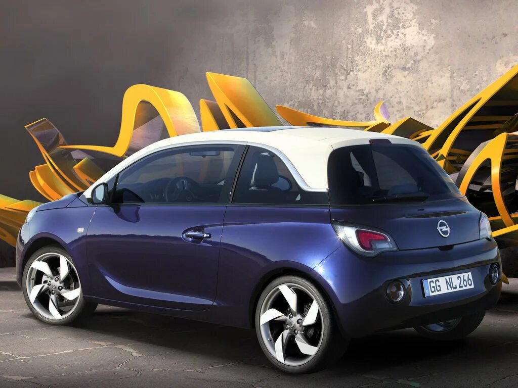 Включи хэтчбек. Opel Adam 1.2. Opel Adam 2013. Opel Adam 2022.