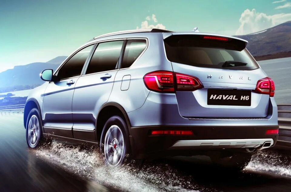 Купить хавал джулиан с пробегом. Кроссовер Haval h6. Китайский джип Хавал h6. Ховер н6 2022. Универсал h6 Haval.