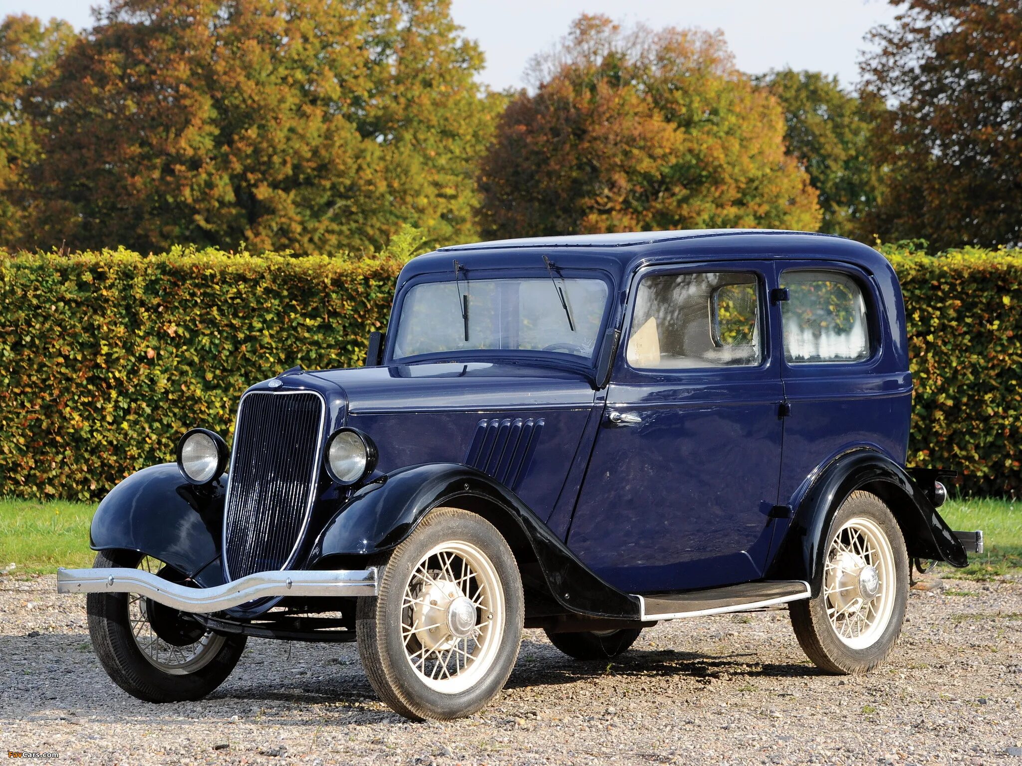 Модель форда. Ford model y. Ford model 1933. Ford 1932. Ford Tudor.