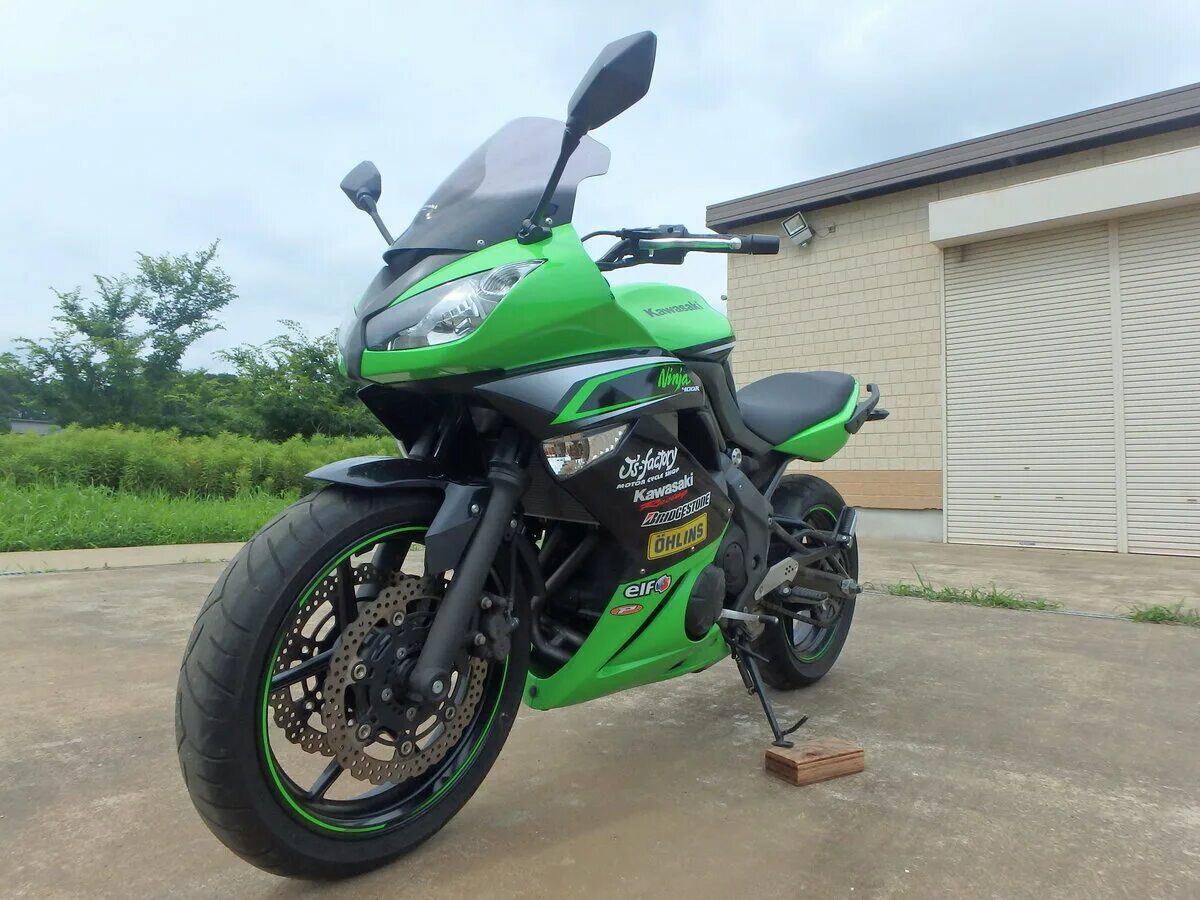 Купить ниндзя 400. Kawasaki Ninja 400r. Мотоцикл Kawasaki Ninja 400. Кавасаки ниндзя 400 r. Мотоцикл Kawasaki Ninja 400 r.