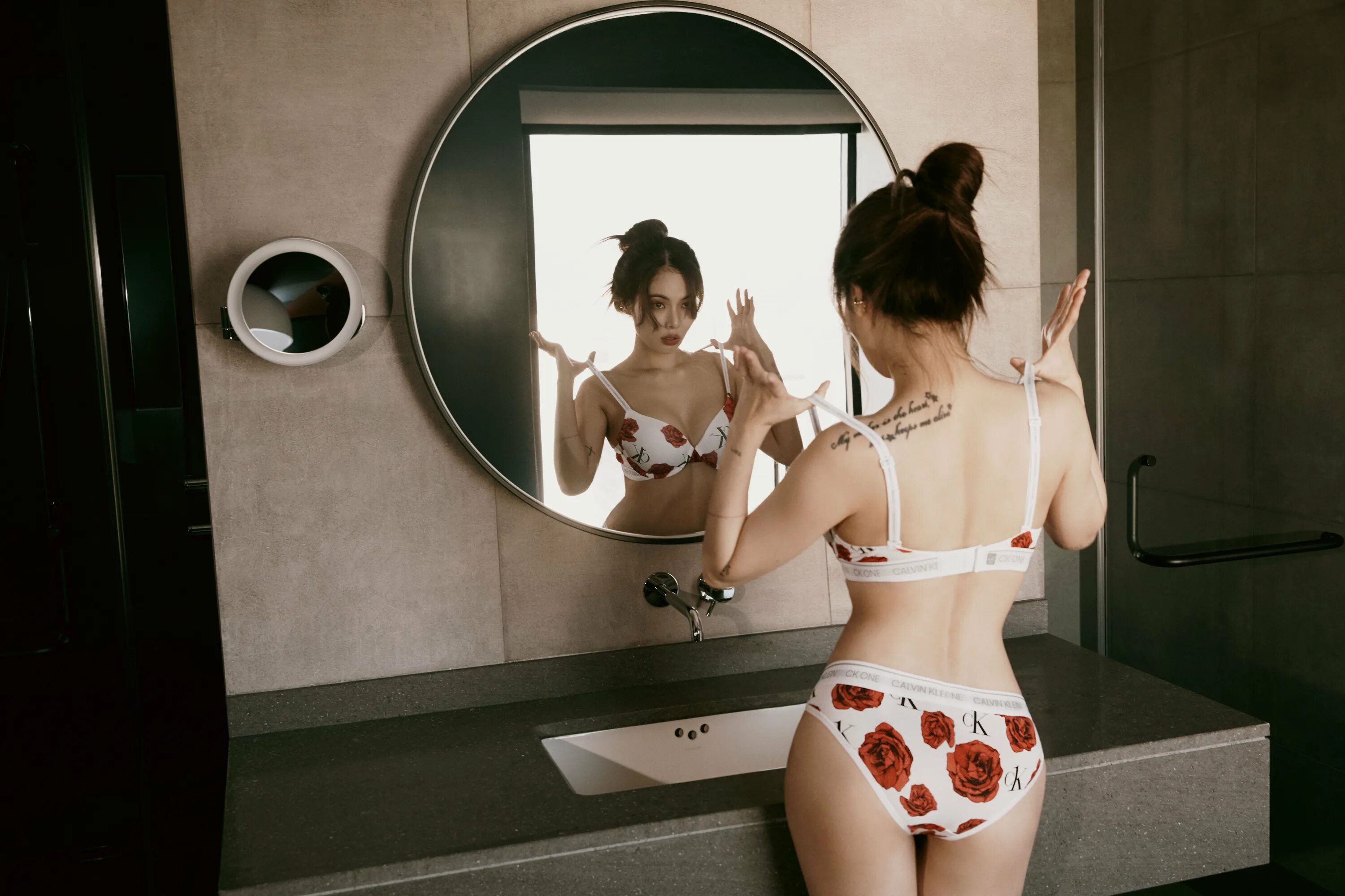 Попы корейских девушек. HYUNA Kim в Нижнем белье. HYUNA kpop. HYUNA Kim фотосессия. HYUNA Photoshoot 2020