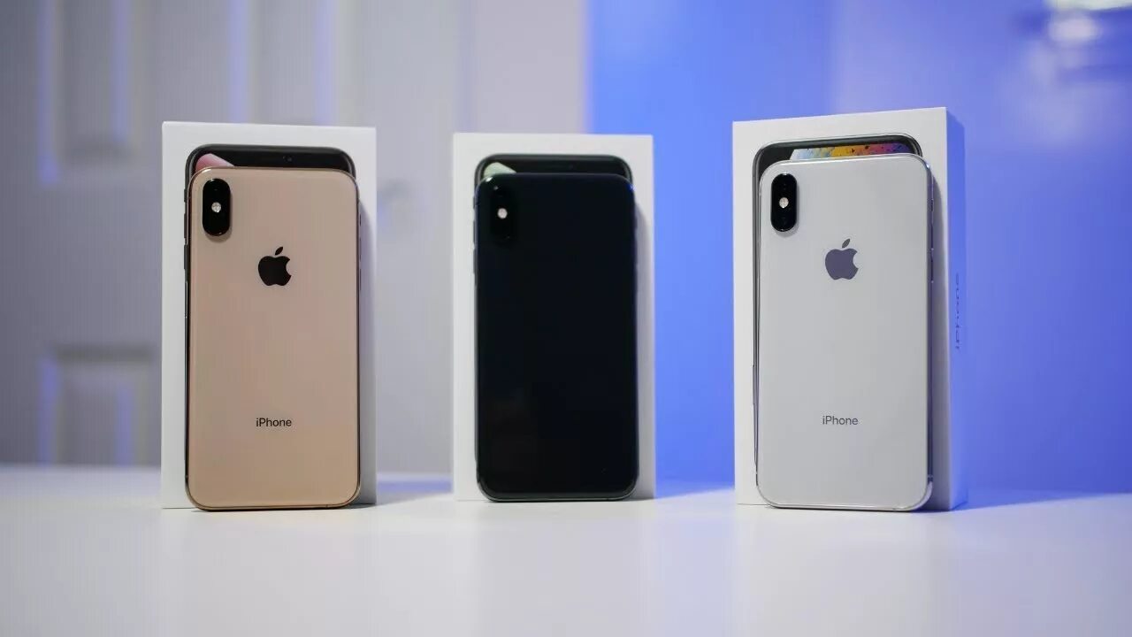 Какой цвет айфона популярный. Айфон XS Space Gray. Айфон XS Max цвета. Iphone XS Silver. Айфон XS цвета корпуса.