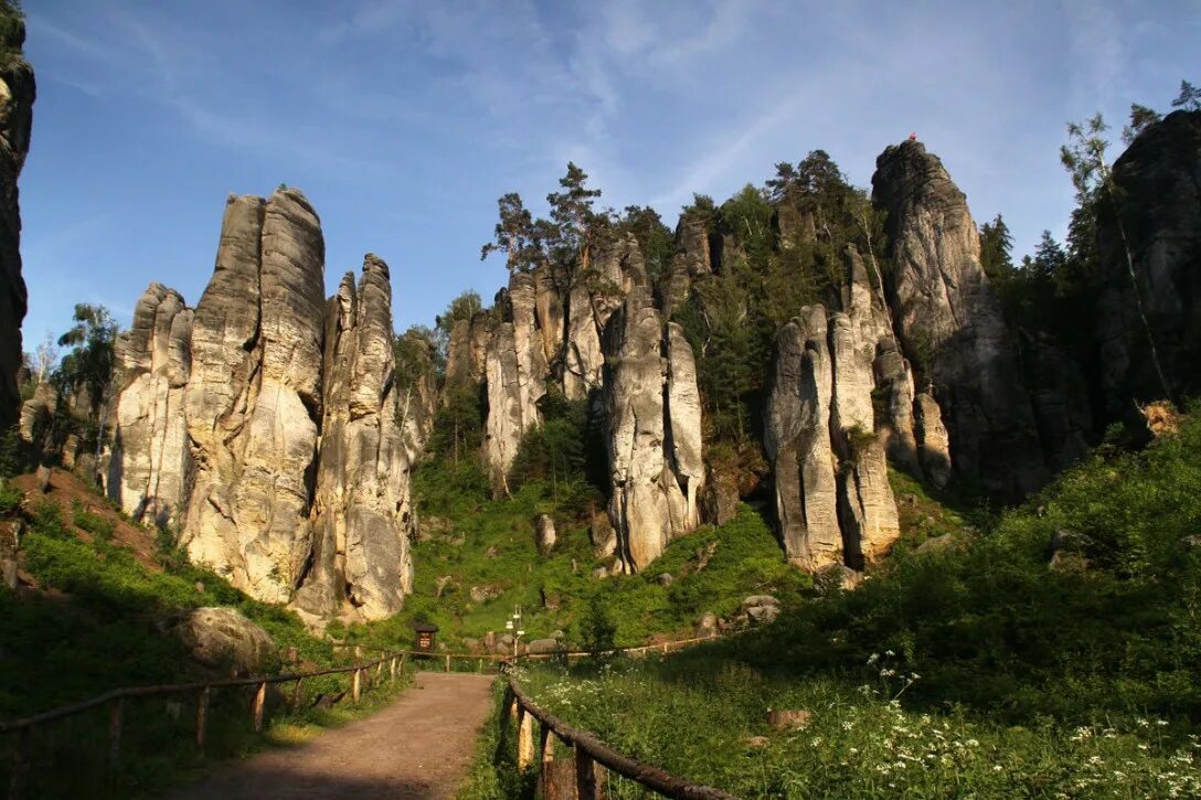 Праховские скалы Чехия
