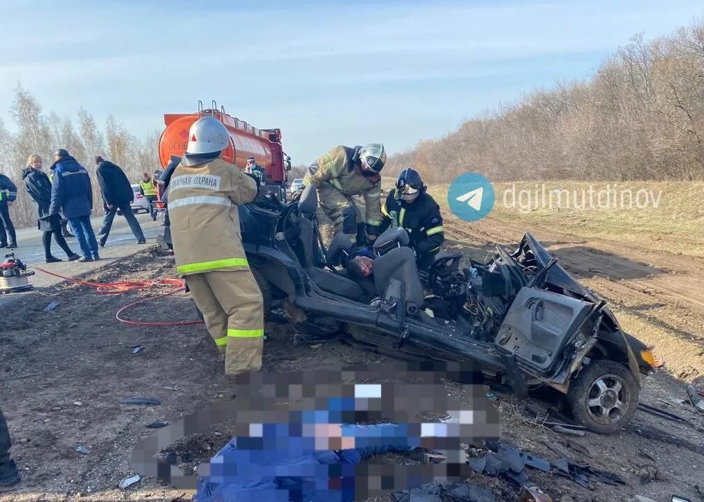 Баш дтп башкирии последние. Дтп в мелеузовском районе. чп на трассе оренбург уфа.