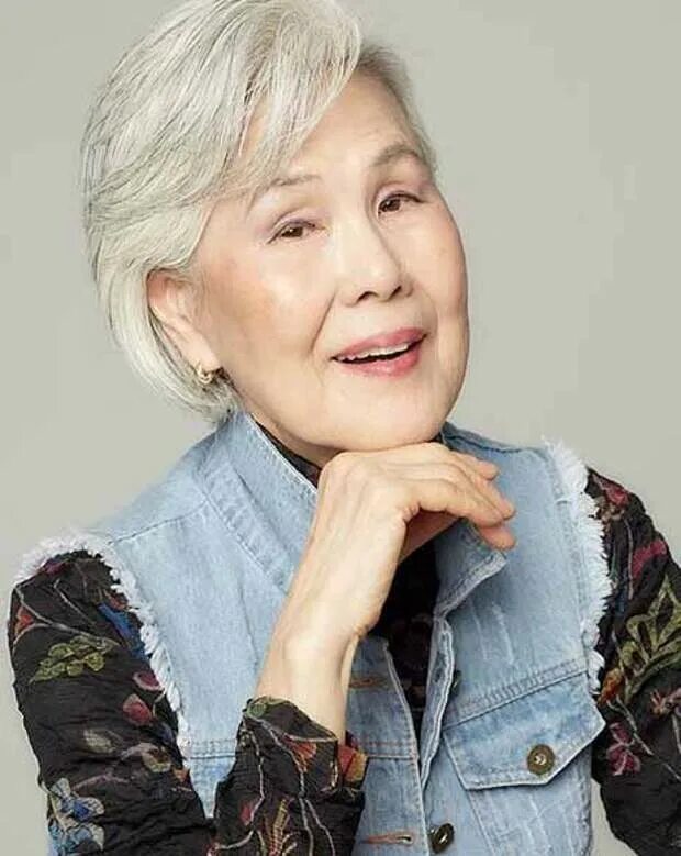 Kim min-hee. Чон бэ-су. Чой сун хва. Чой сун хва. Джон вон кореец.