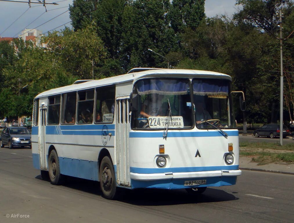 Сс 64. ЛАЗ 695н. ЛАЗ 695 Саратов. Автобус ЛАЗ Саратов. ЛАЗ 695 опытный.