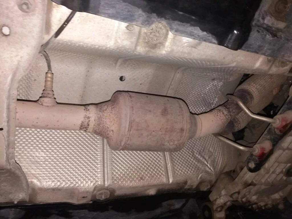 Skoda octavia a5 1. Пламегаситель на skoda octavia a5. 6 mpi катализаторы. Катализатор skoda octavia tour. 8.