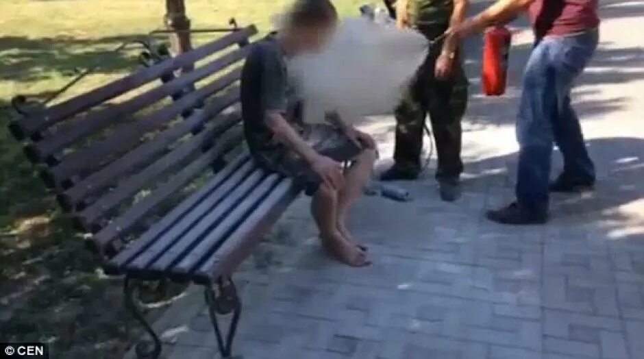 Пьяница бандит покупает девушку рабыню