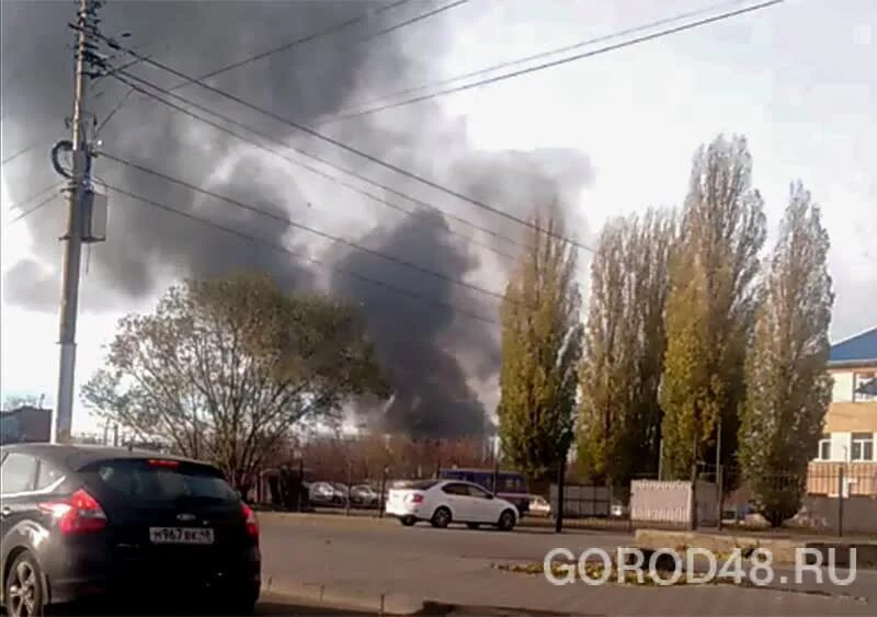 Пожар gorod48. Пожар в Липецке в Нижнем парке. Пожар в Липецкой области 2021 года. Пожар в Липецке 1806 года. Вк сгорел