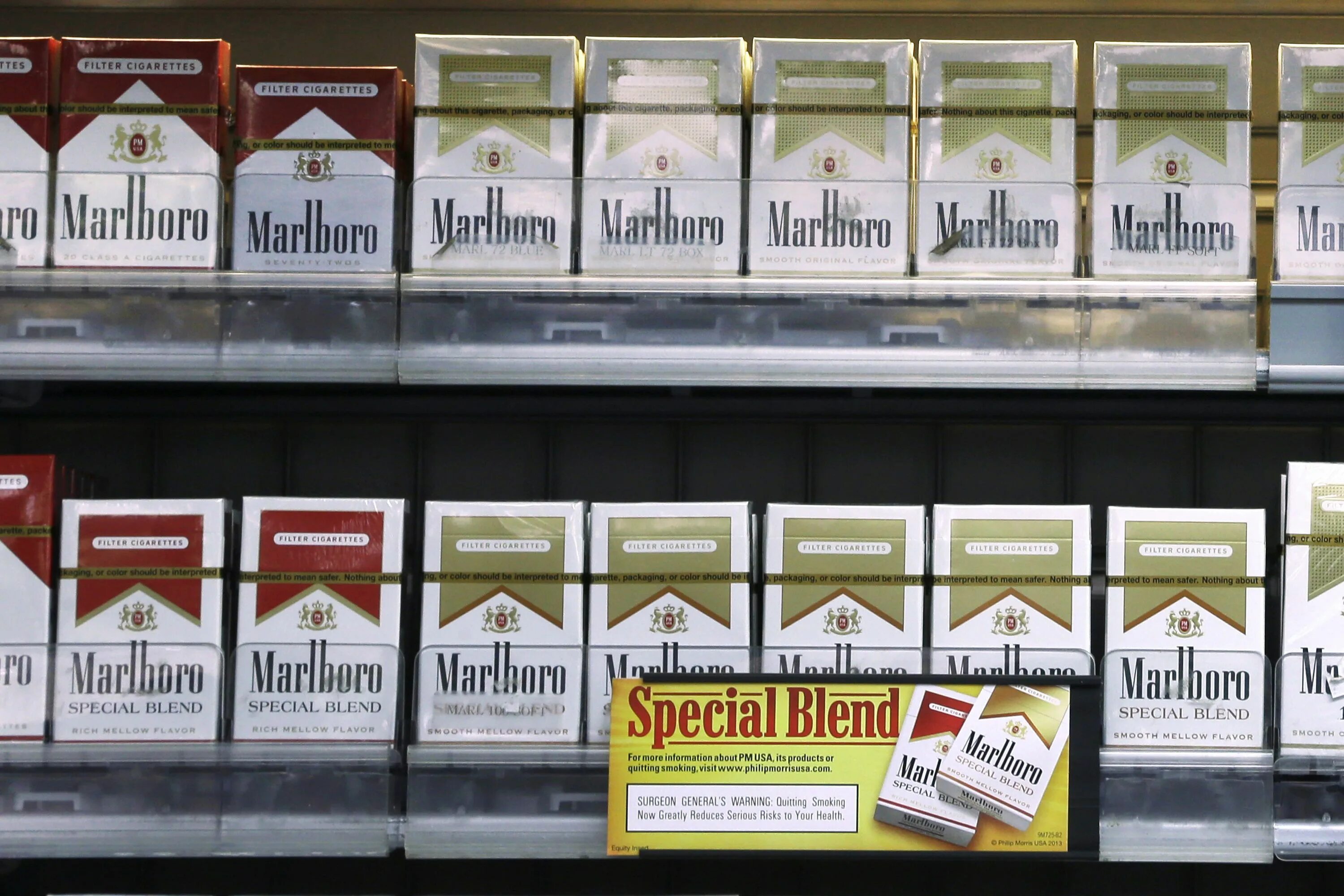 Сигаретная пачка. Магазин мальборо. Пачка marlboro. Marlboro red 100s. Сигареты marlboro.