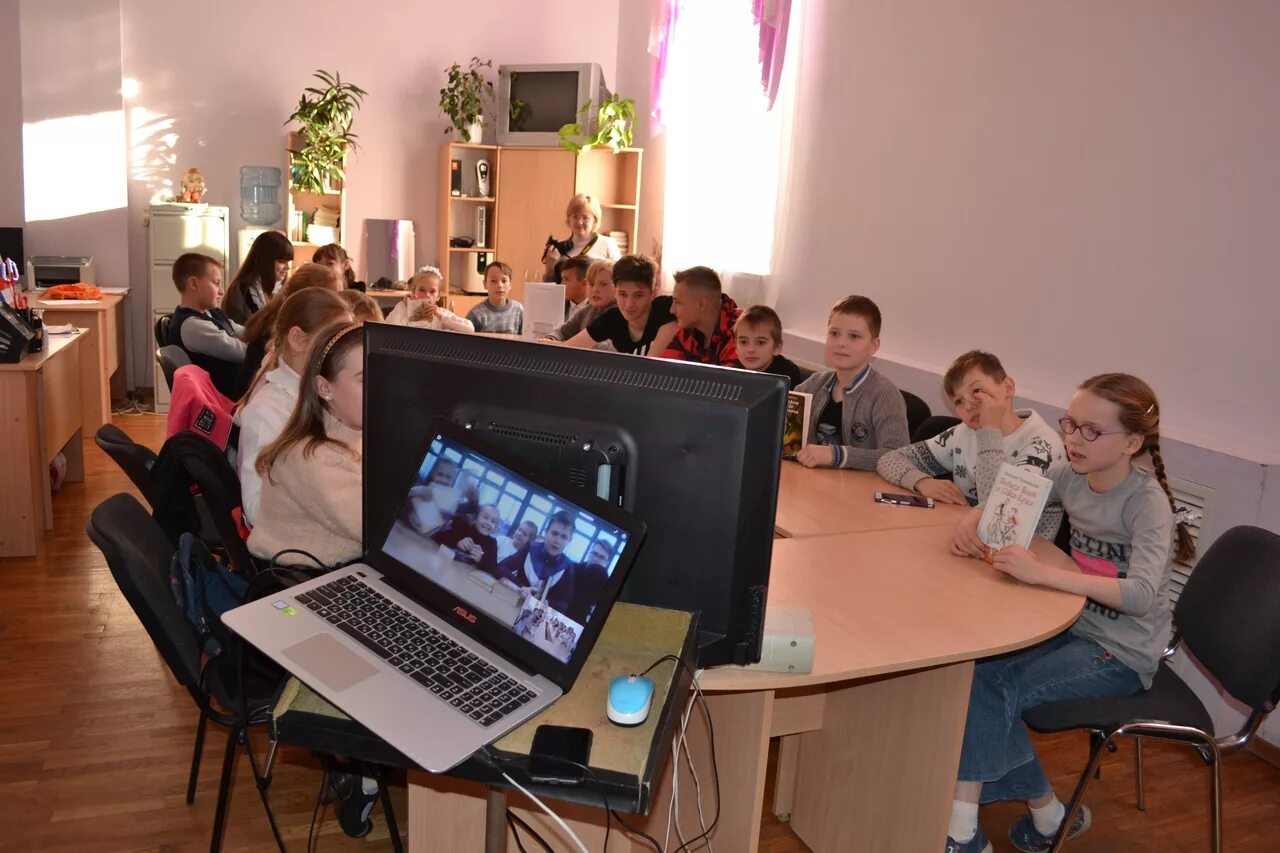 Телемост. Космонавтика телемост. Теле пост. Теле пост. Телемост конференция.