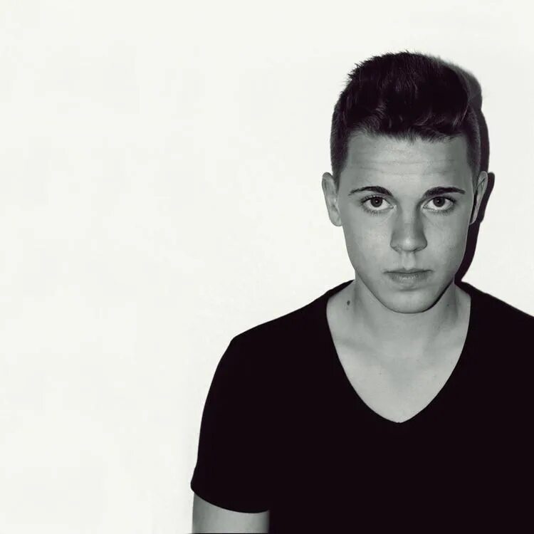 Felix Jaehn. Feliks певец. Felix Jaehn 2022.