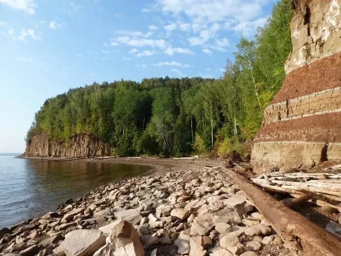 Горы казань камское устье. Рыбная слобода берег камы. Кама приток волги. Камское устье кама волга татарстан. Камское устье волга.