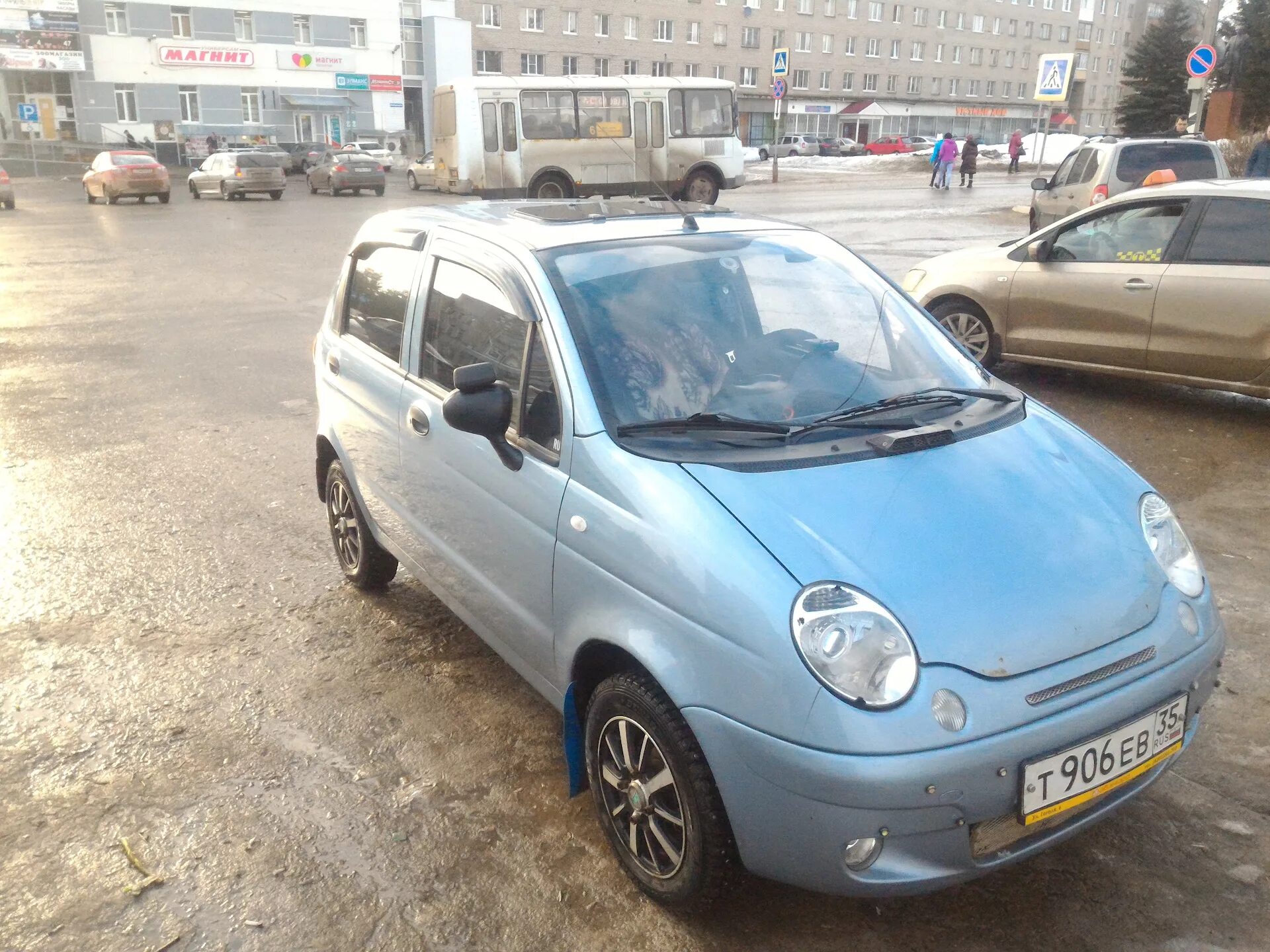 Купить дэу омск. Дэу Матиз 2012. Матиз 11999. Matiz m150. Дево Матиз 2012 год гос номер.