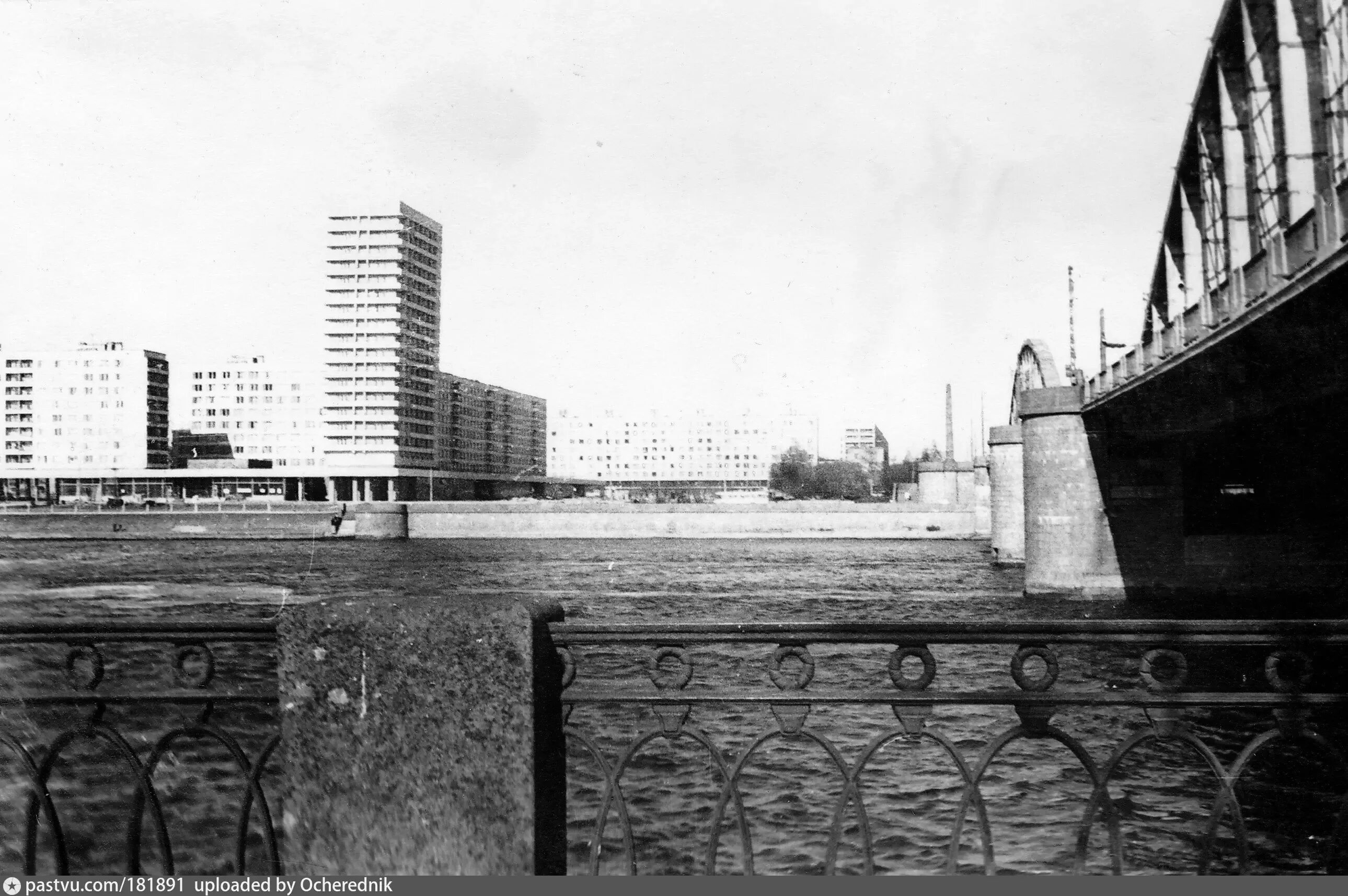 Володарский мост 1970. Старый Володарский мост. Володарский мост Ленинград 1974. Володарский мост берег Невы.